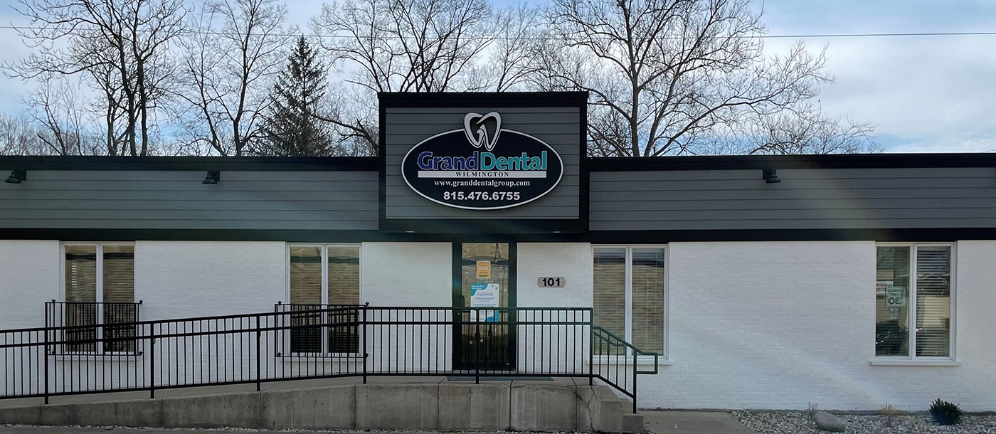 Outside view of Wilmington dental office