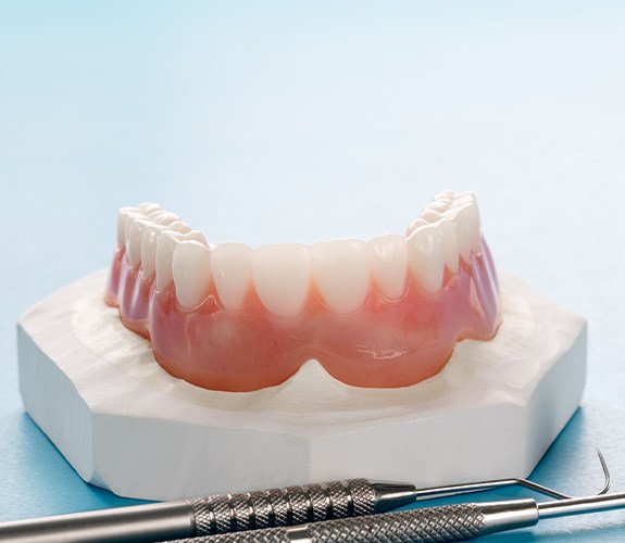 How dentures are made in Wilmington