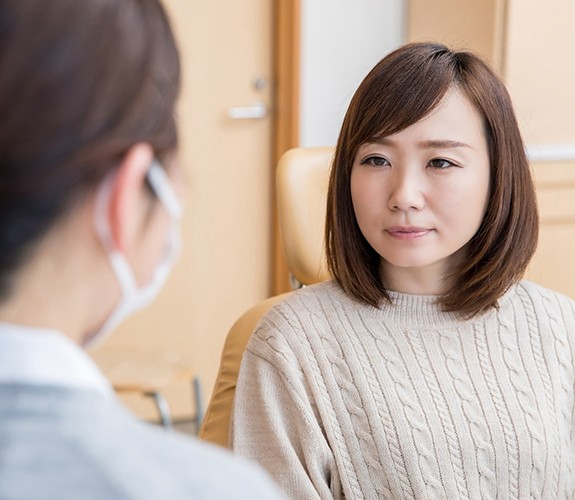 Women learning gum disease in Wilmington